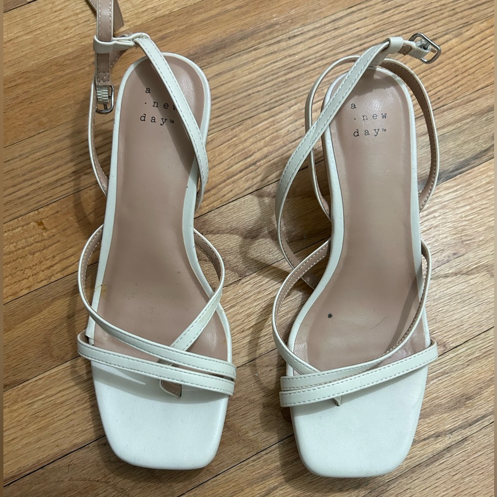 A New Day Women's White Strappy Sandals